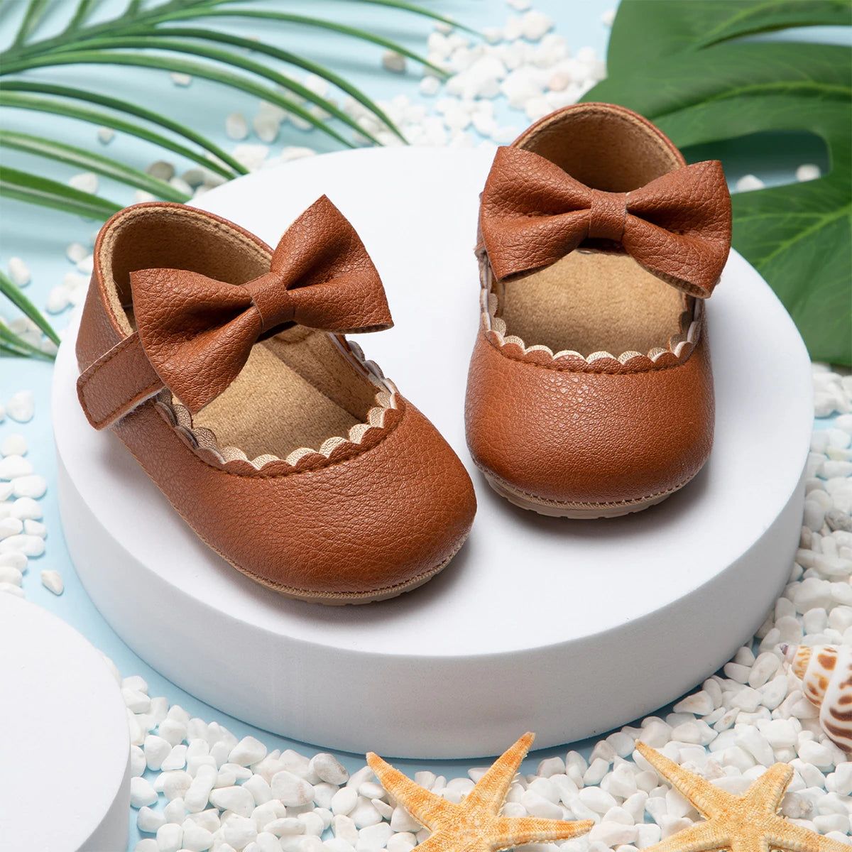 Soft sole baby shoes