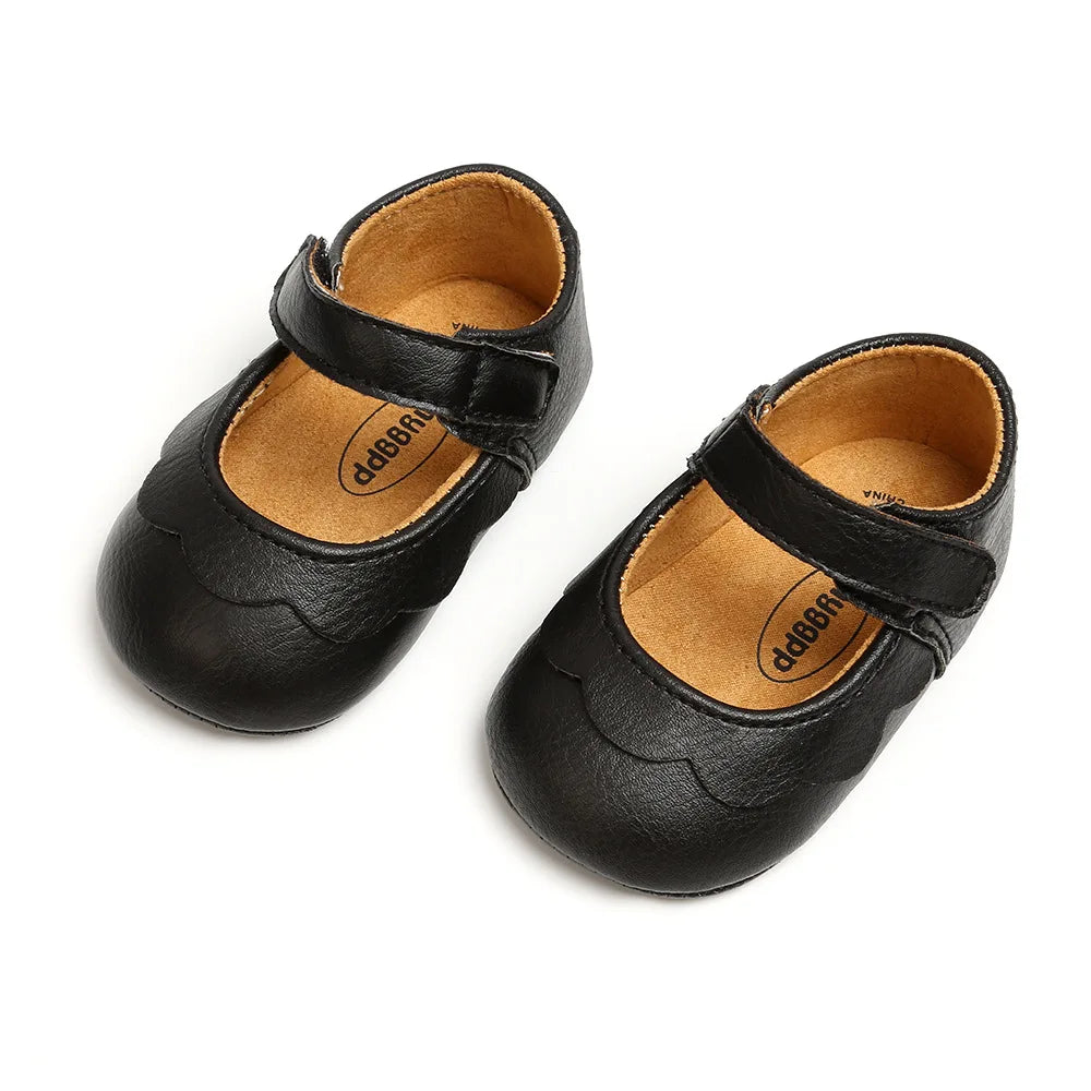 Soft sole baby shoes