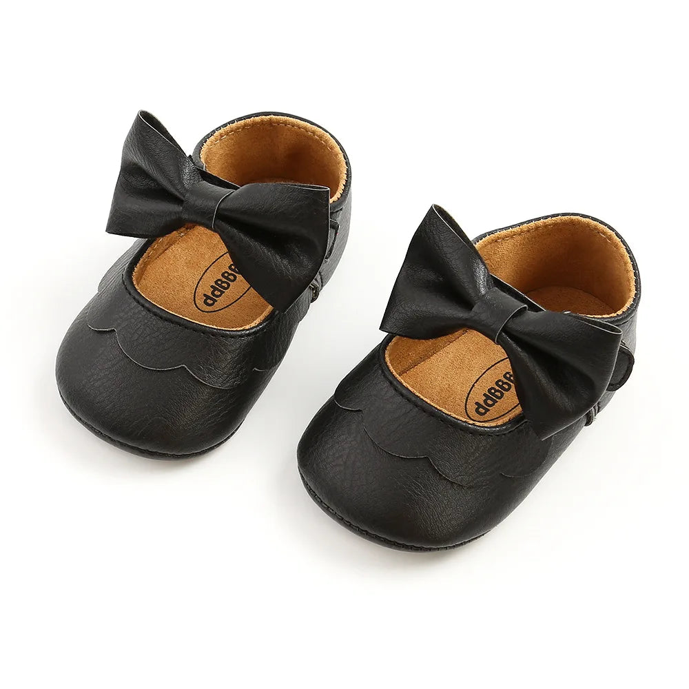 Soft sole baby shoes