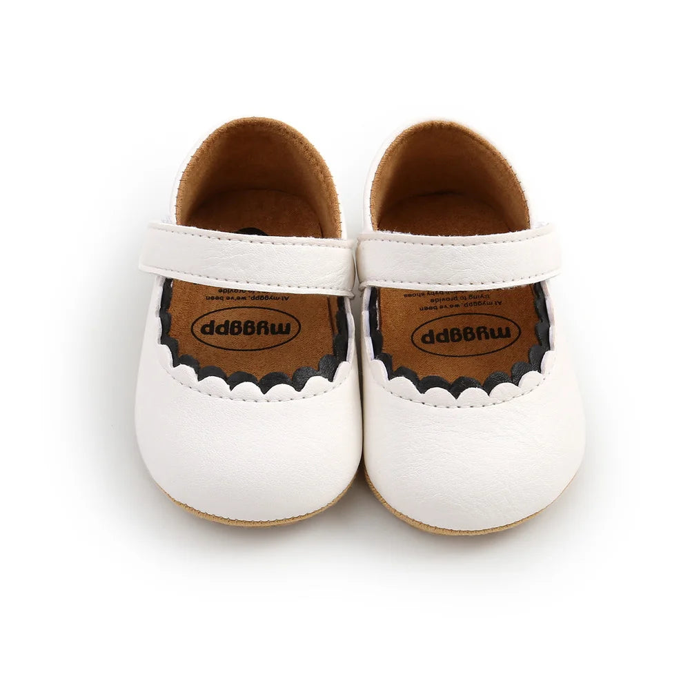 Soft sole baby shoes